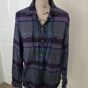 American Eagle Outfitters Multicolor Plaid Button Down Shirt
